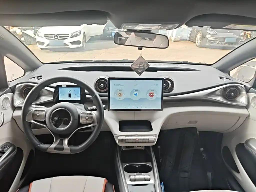 BYD Dolphin — миниатюра 10