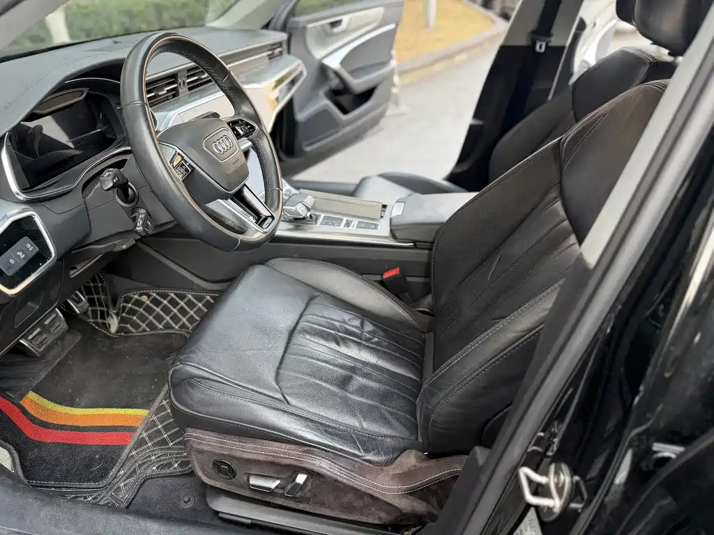 Audi A6L 2021 40 TFSI Luxury