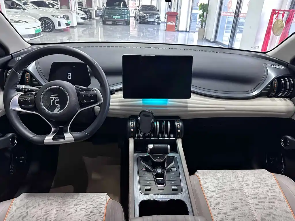 BYD Yuan Plus — миниатюра 5