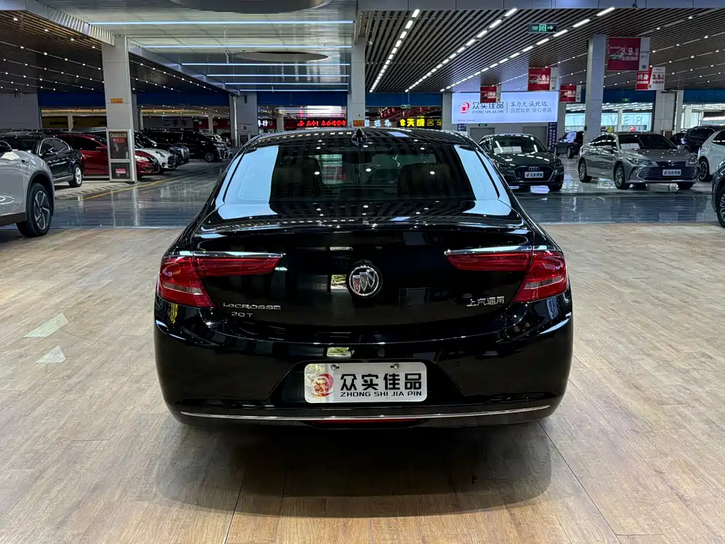 Buick LaCrosse — миниатюра 5