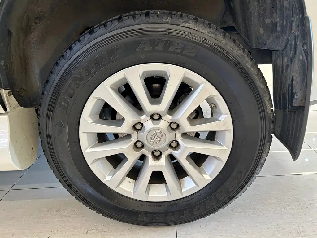 Toyota Prado (Import) — миниатюра 20