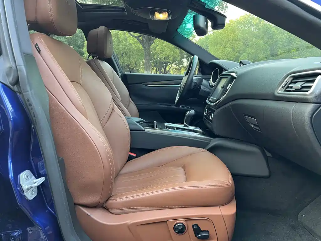 Maserati Ghibli — миниатюра 10