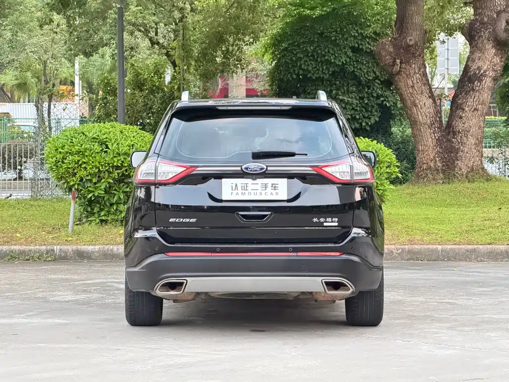 Ford Edge — миниатюра 6