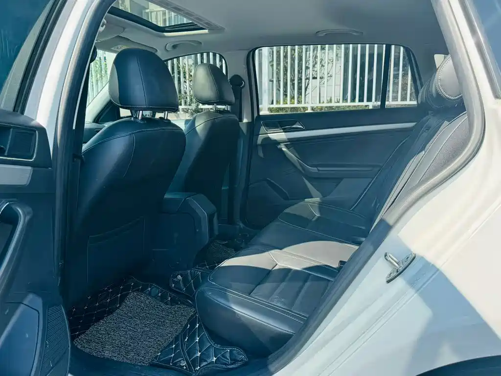 Volkswagen Gran Lavida — миниатюра 6