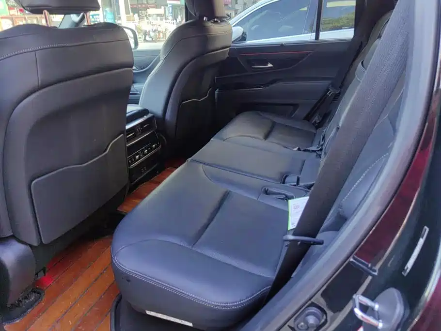 Lexus LX — миниатюра 11