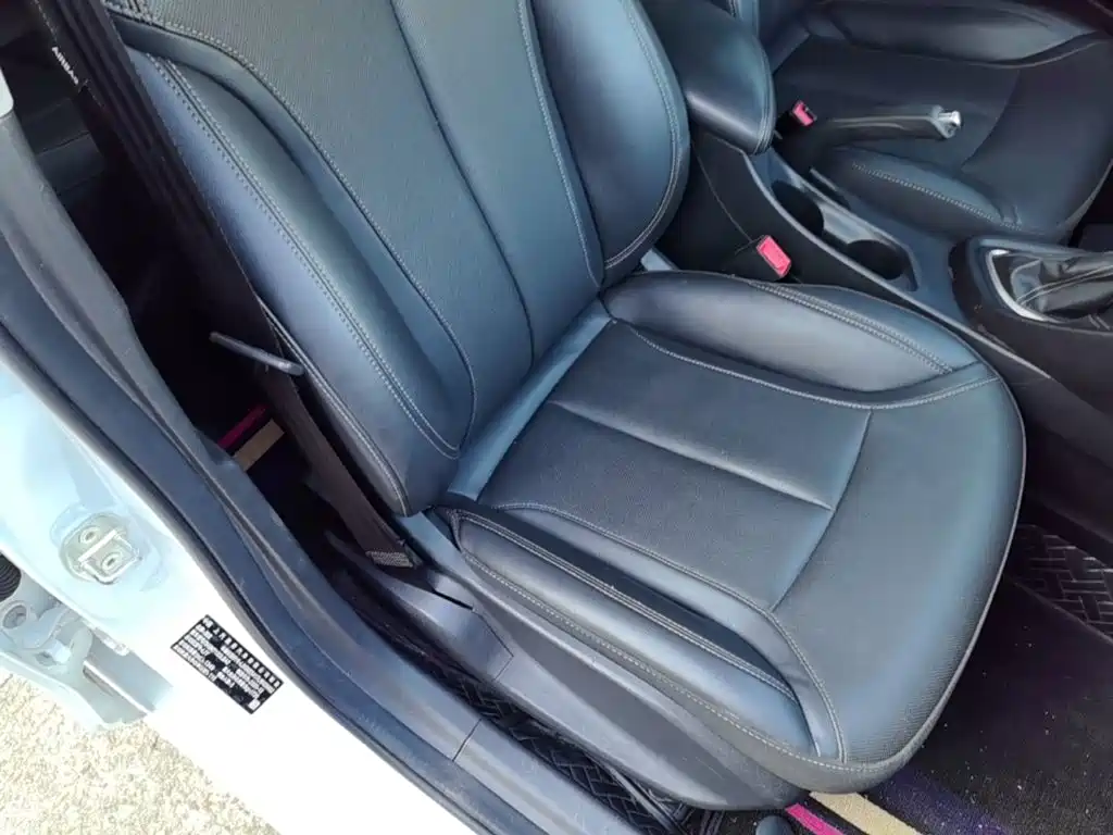 Buick Excelle — миниатюра 25