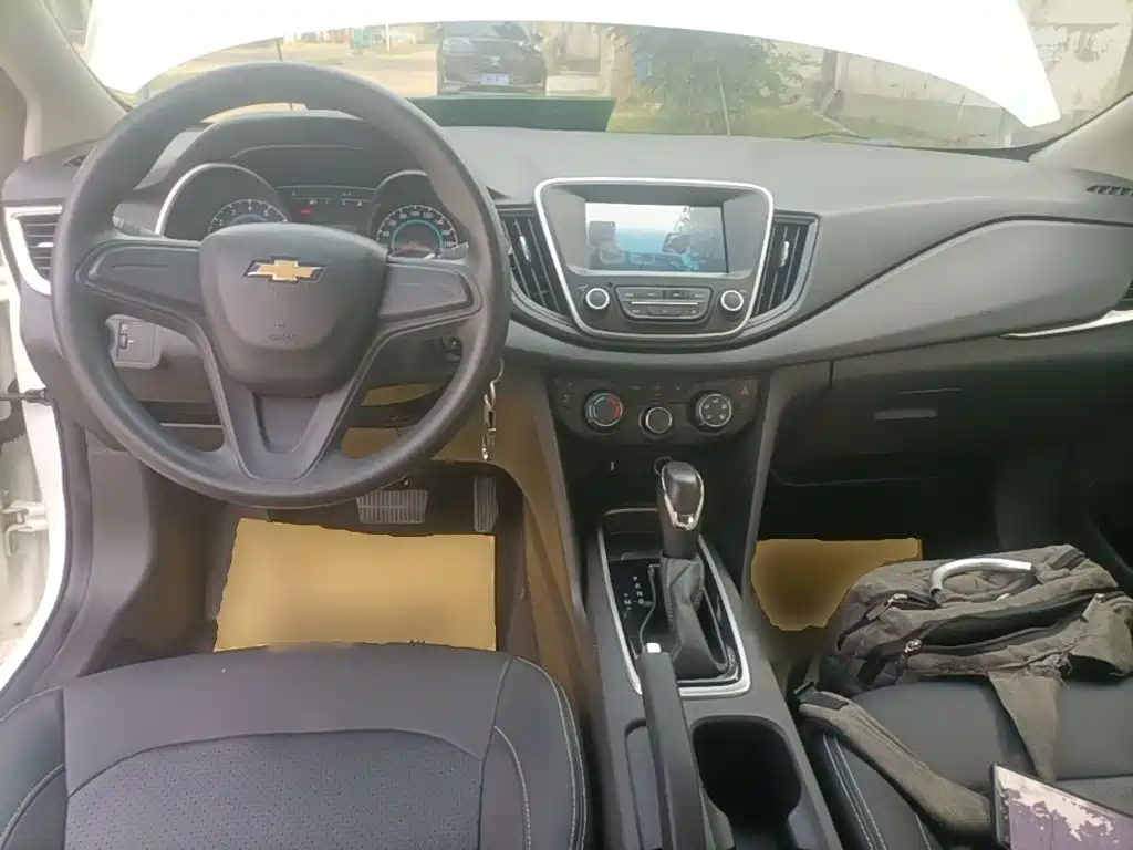 Chevrolet Cavalier — миниатюра 10