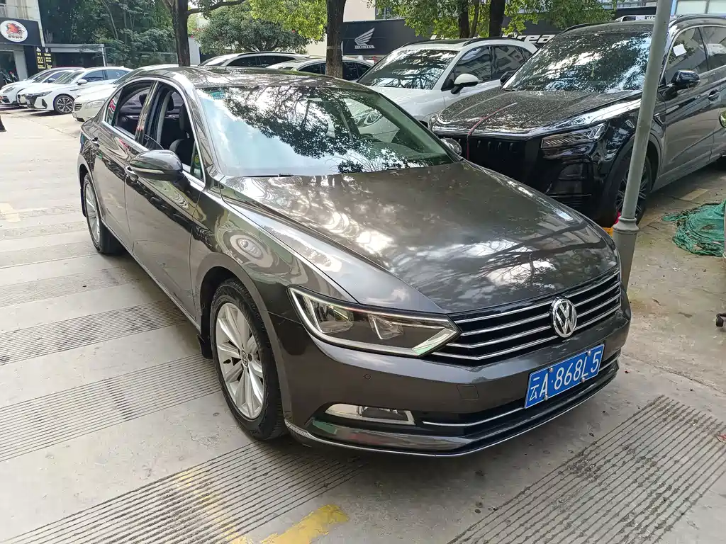 Volkswagen Magotan — миниатюра 3