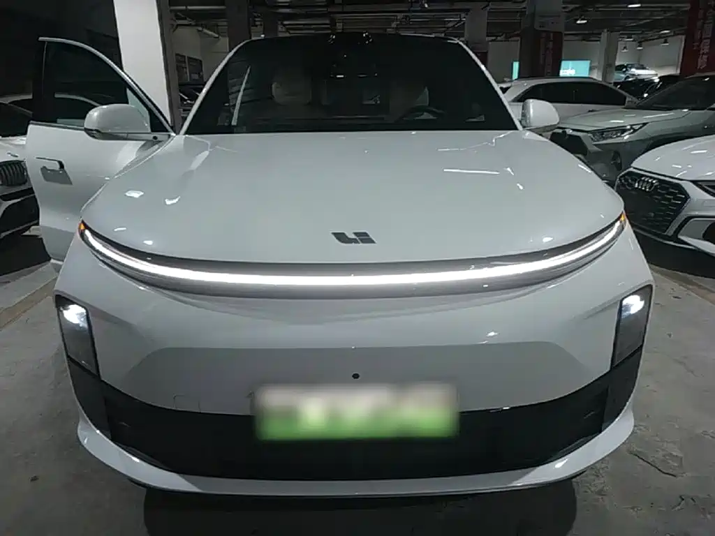 Li Auto Li L6 — миниатюра 3