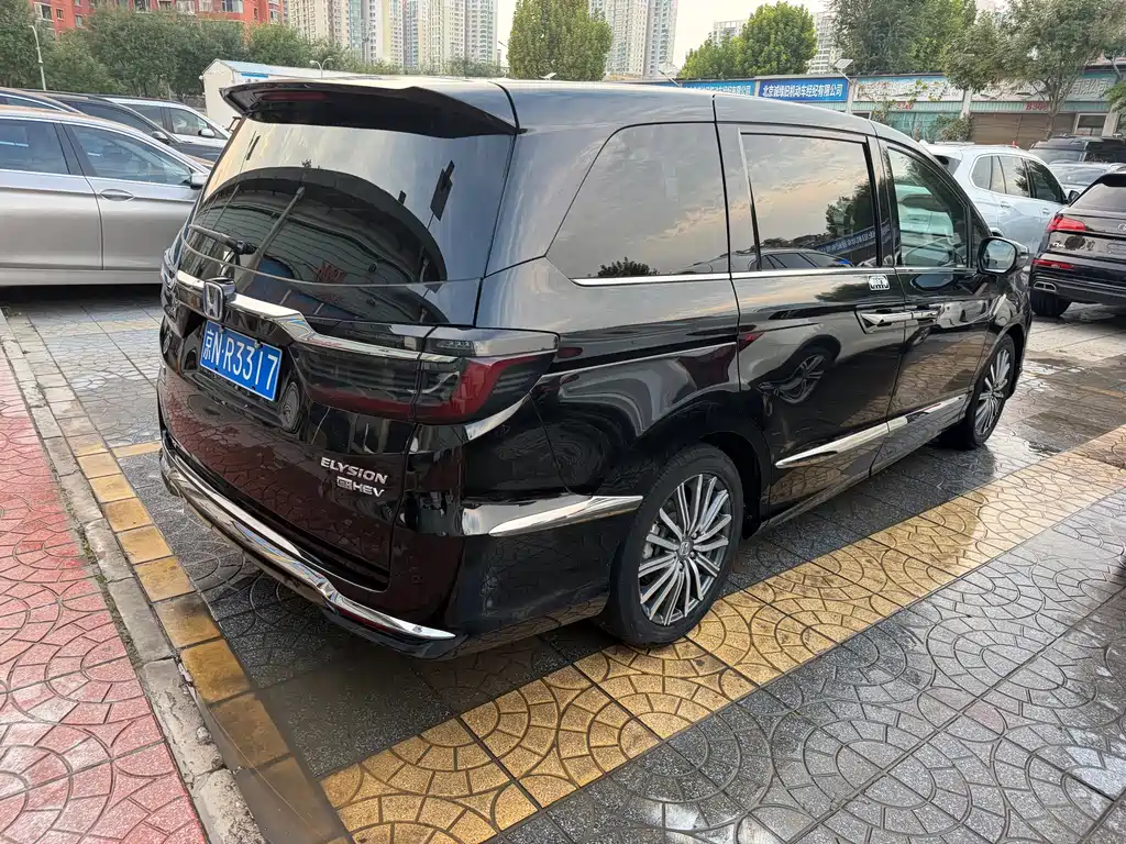 Honda Elysion — миниатюра 2