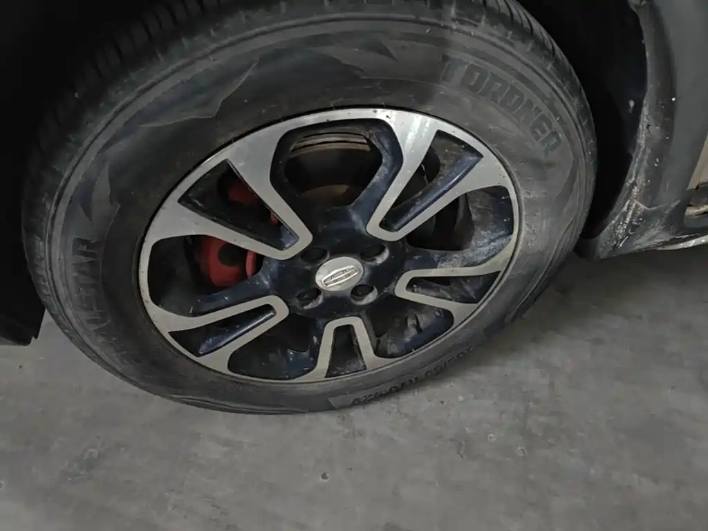 Geely Vision X3 — миниатюра 23