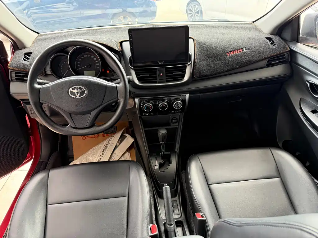 Toyota Yaris L — миниатюра 27
