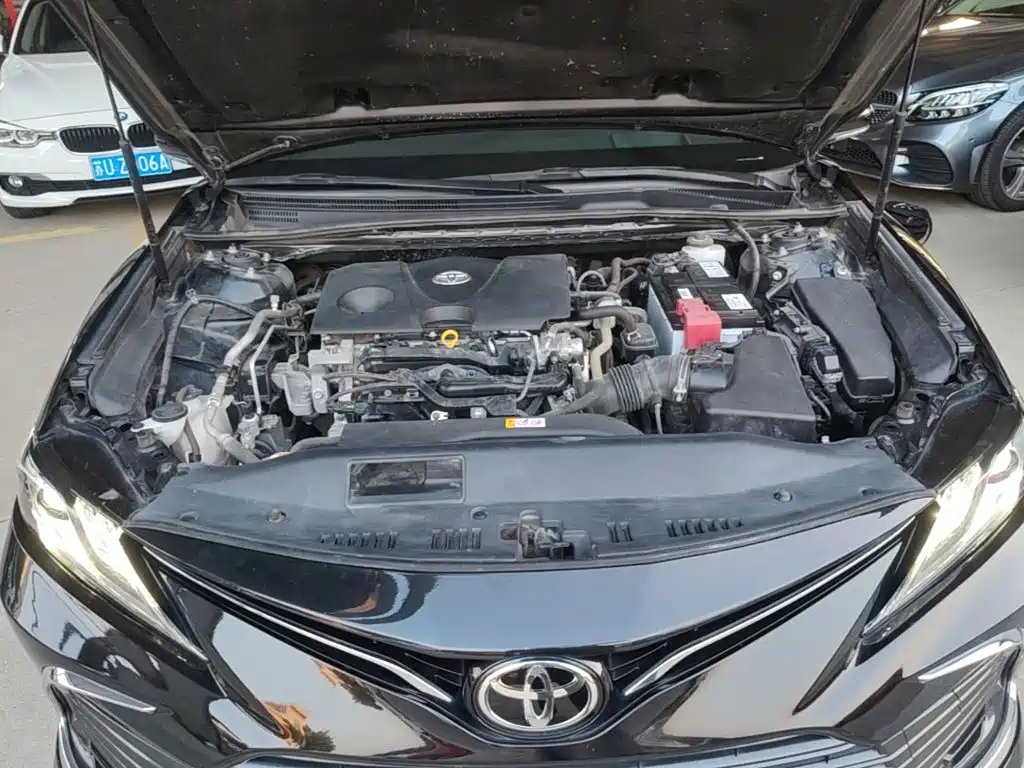 Toyota Camry — миниатюра 20