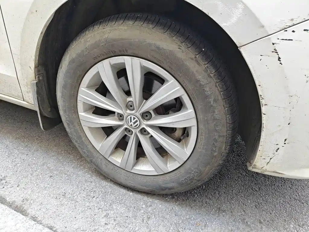 Volkswagen Bora — миниатюра 24