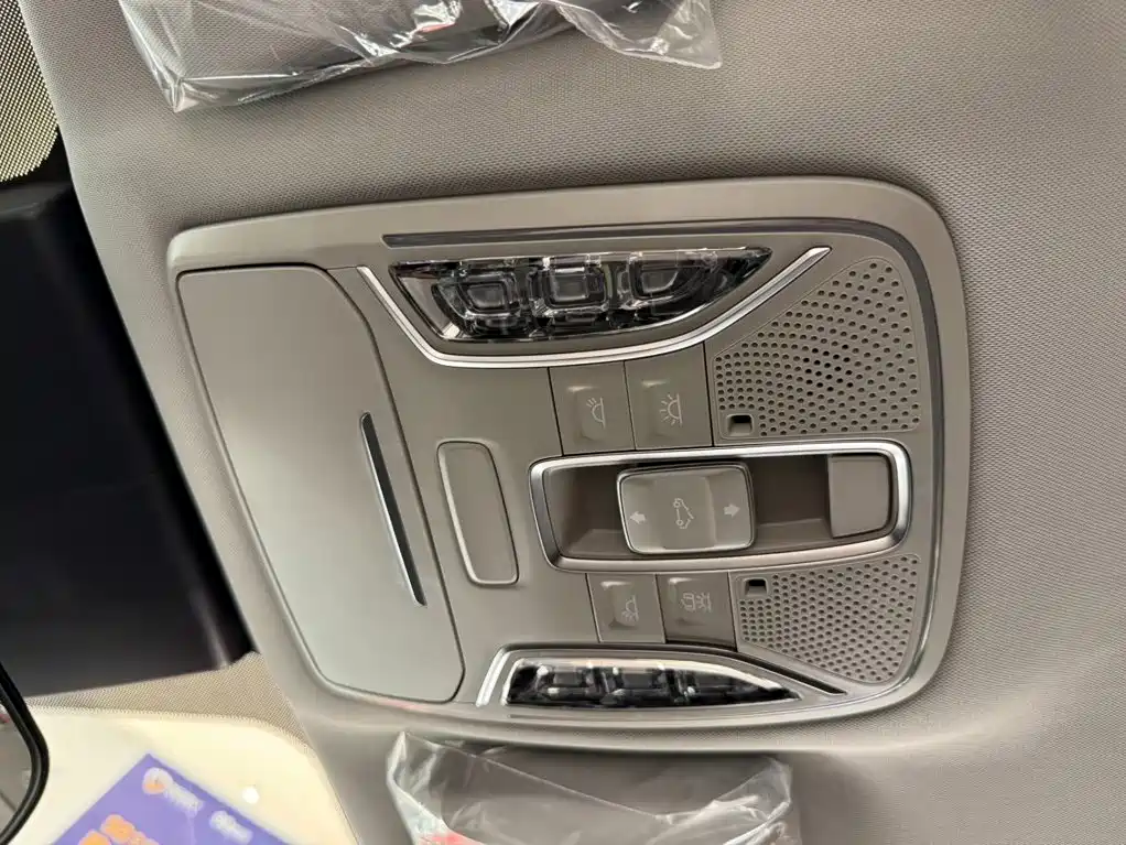 GAC Motor Trumpchi M6 — миниатюра 14