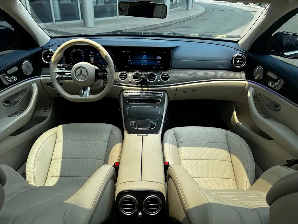 Mercedes-Benz E-Class E 2023 E 300 L Sport Luxury