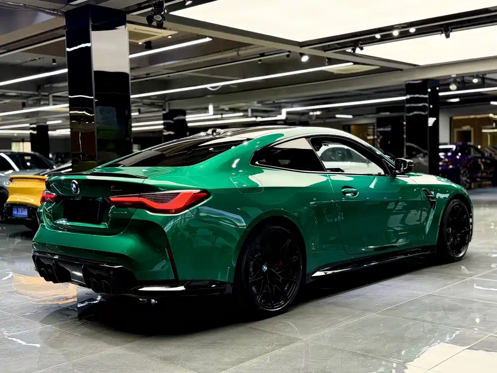 BMW M4 — миниатюра 6
