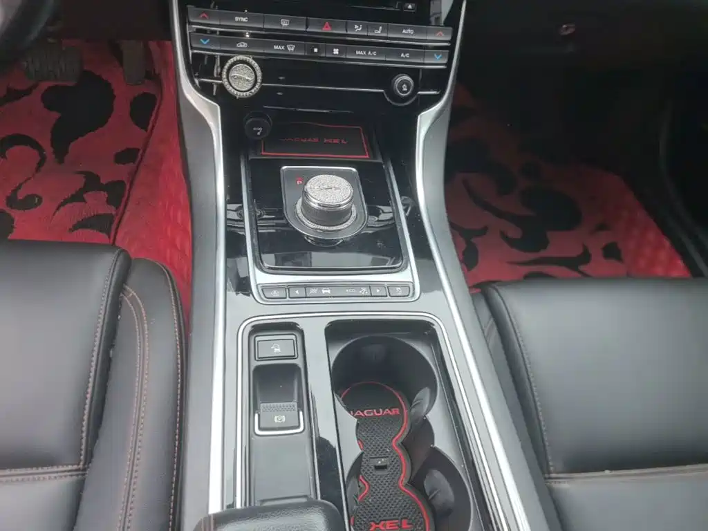 Jaguar XEL — миниатюра 14