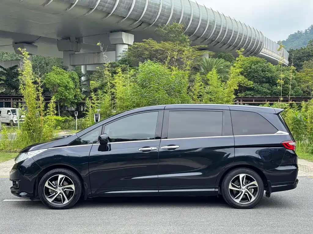 Honda Odyssey — миниатюра 9