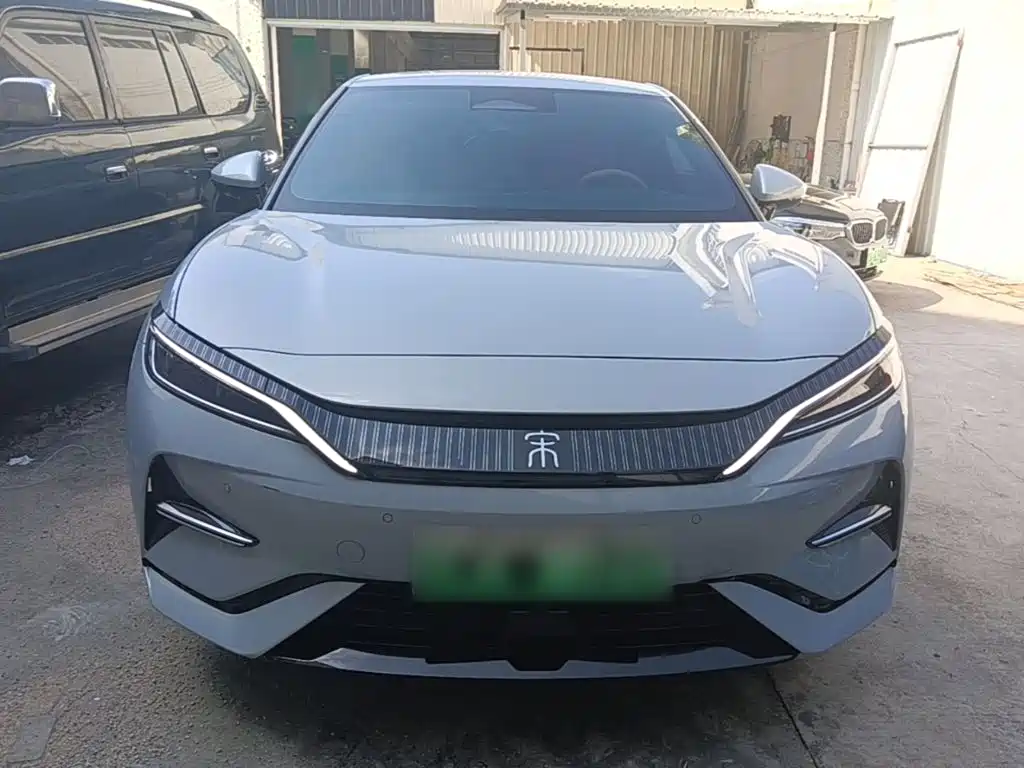 BYD L EV — миниатюра 3