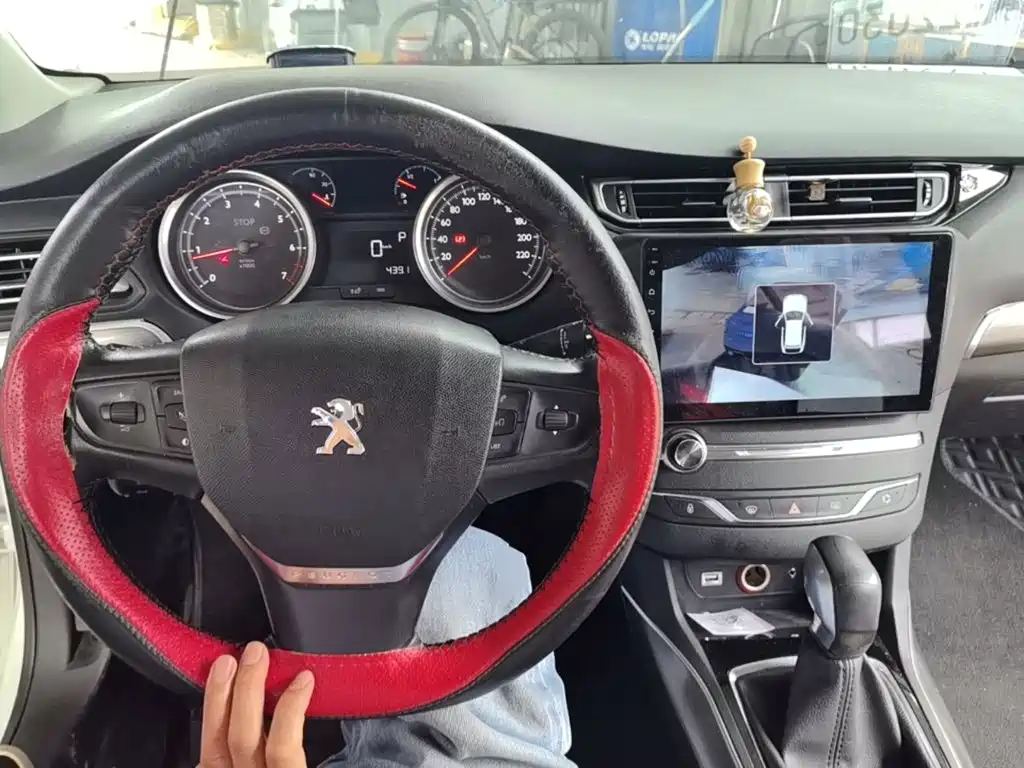 Peugeot 408 — миниатюра 10