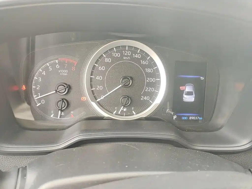 Toyota Corolla — миниатюра 12