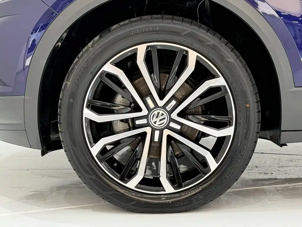 Volkswagen T-Roc — миниатюра 11