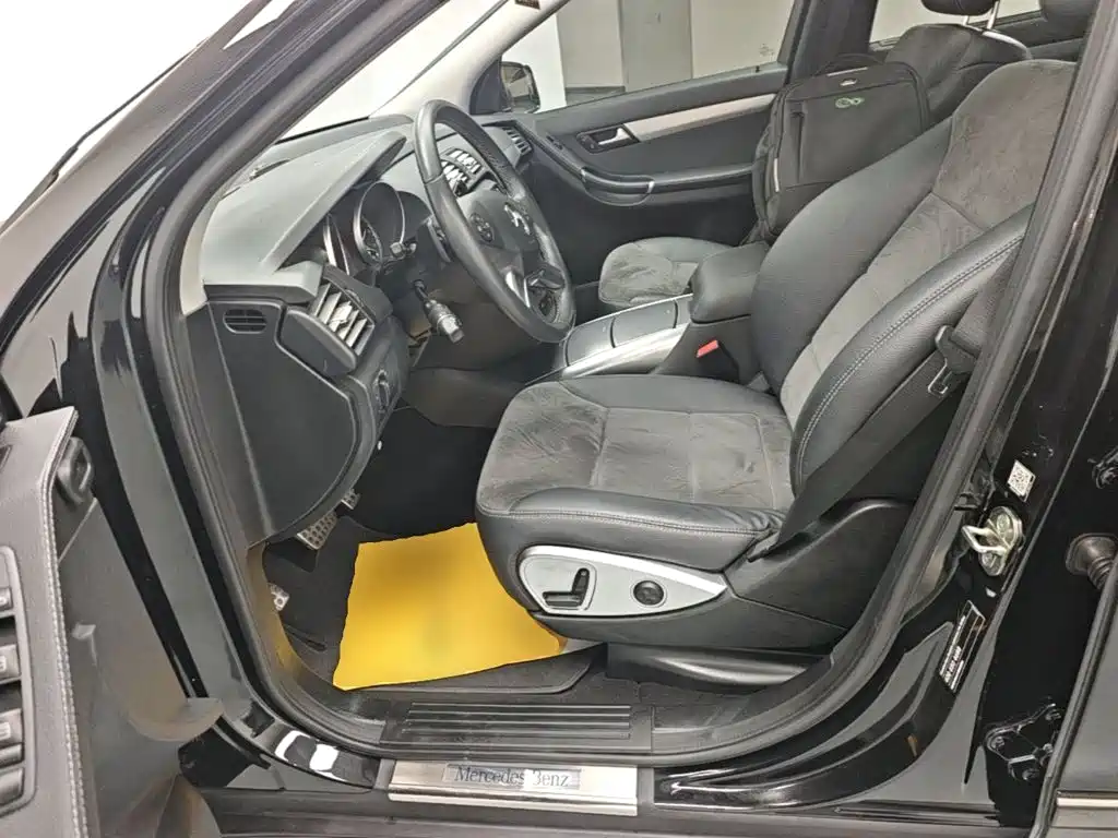 Mercedes-Benz R-Class — миниатюра 15