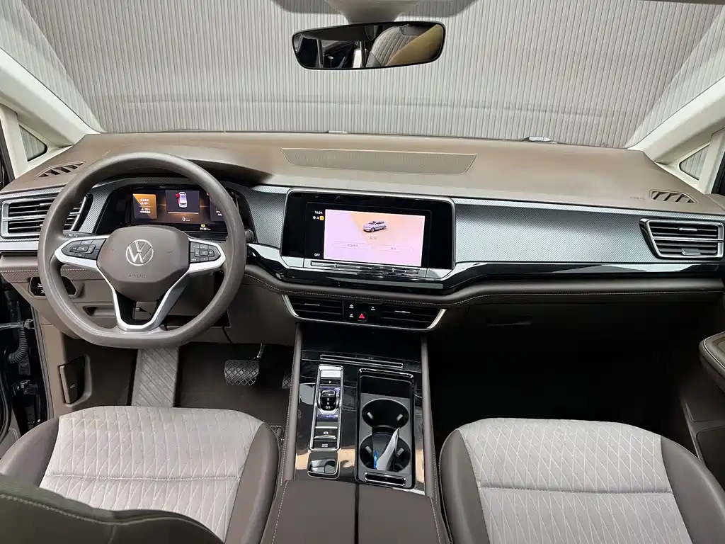 Volkswagen Viloran — миниатюра 7