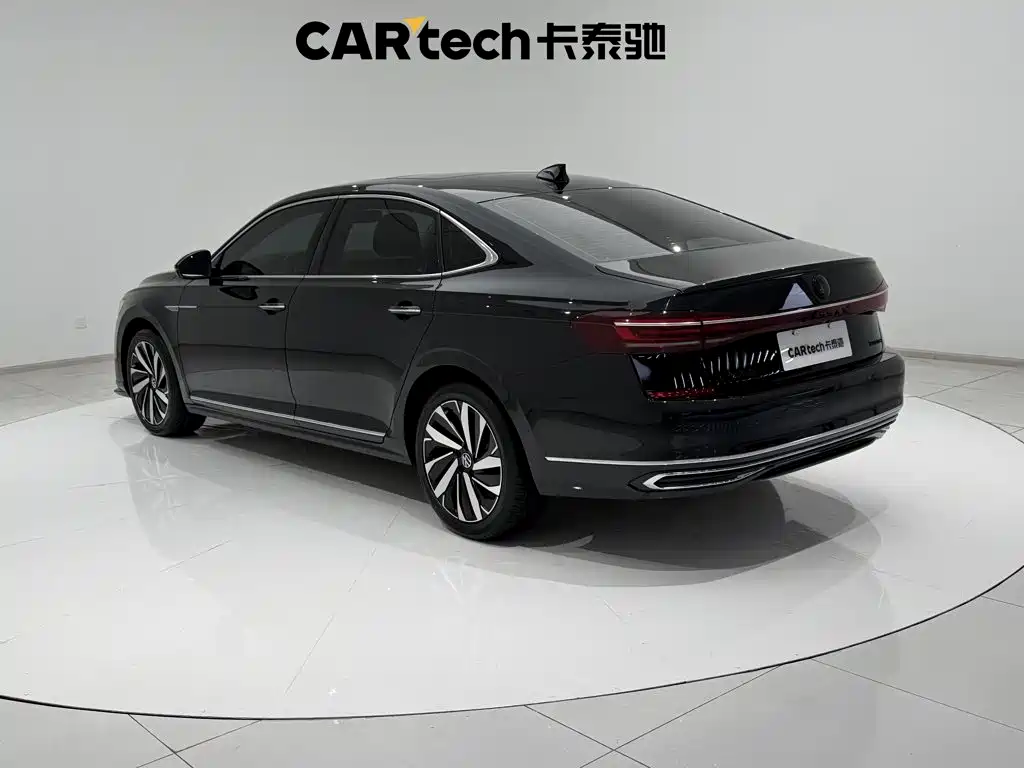 Volkswagen Passat — миниатюра 7