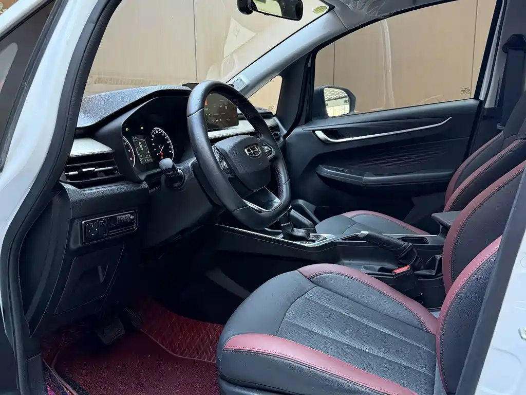Geely Vision X3 — миниатюра 3
