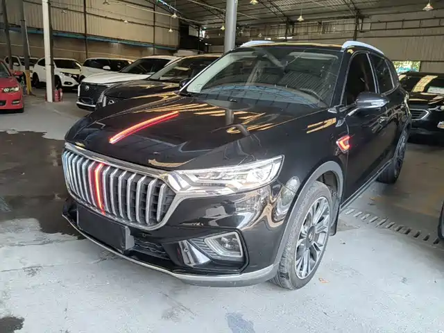Hongqi HS5