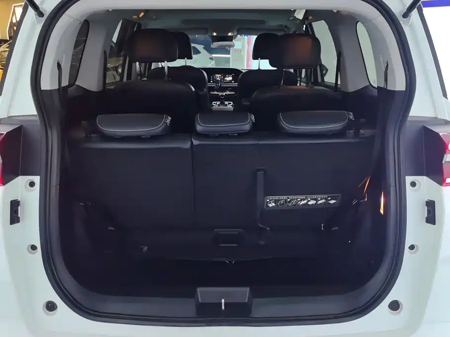 GAC Motor Trumpchi M6 — миниатюра 4