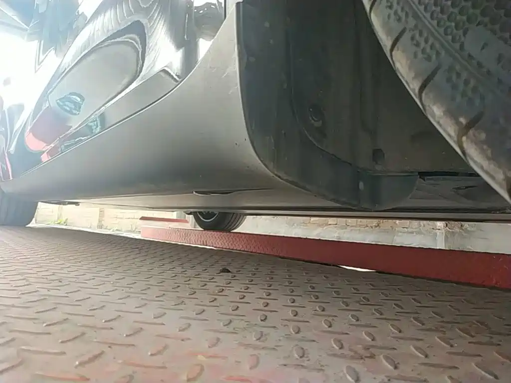 Tesla Model Y L — миниатюра 22