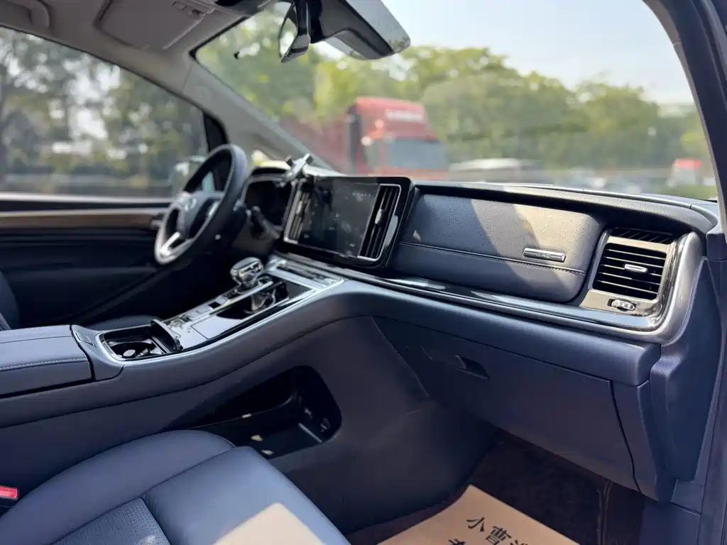 GAC Motor Trumpchi M8 — миниатюра 8