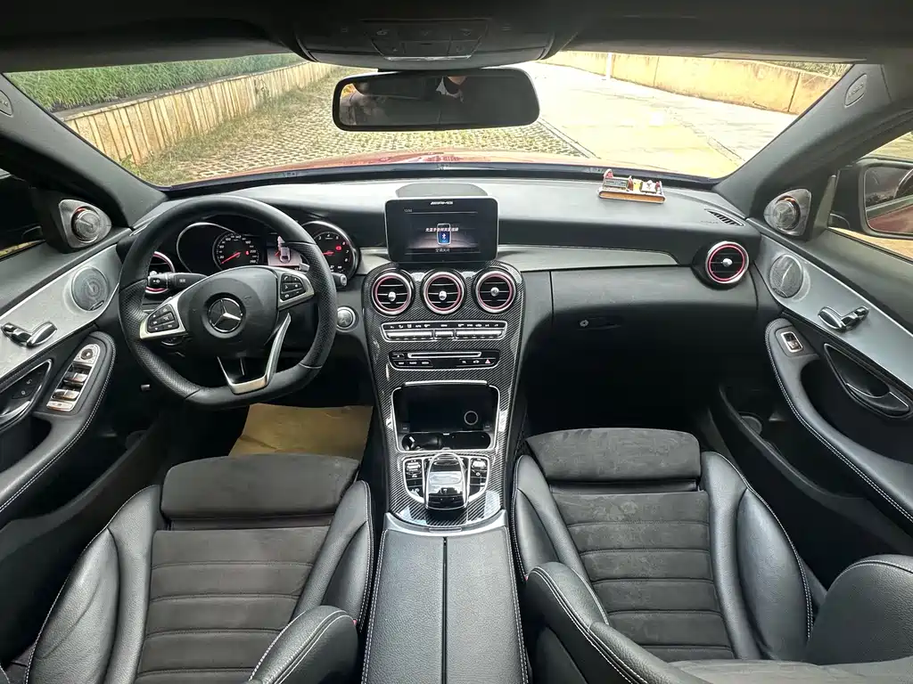 Mercedes-Benz C-Class — миниатюра 14