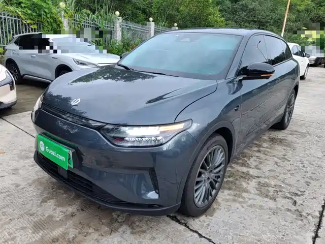 ZERO-RUNNING CAR ZERO RUN C11 2024