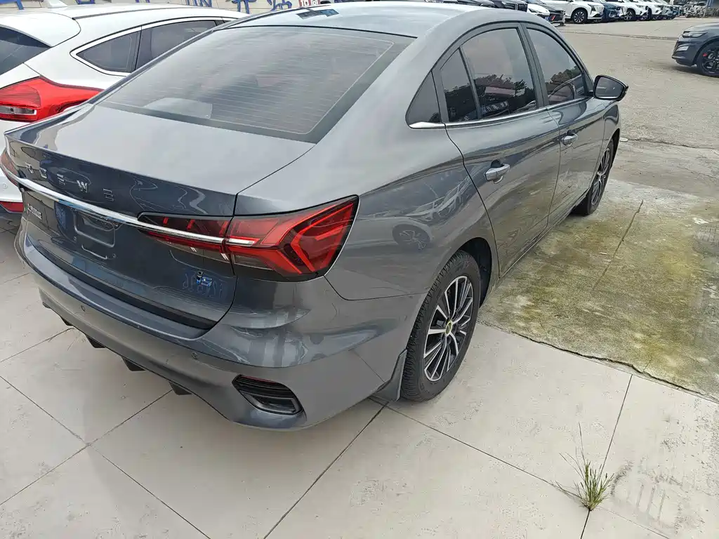 Roewe i5 — миниатюра 16