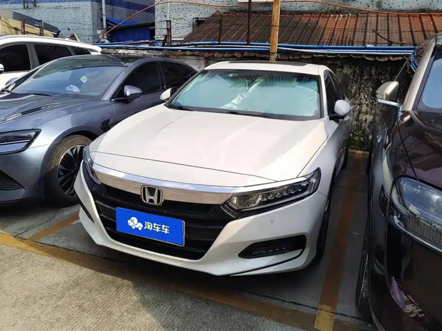 Купить Honda Accord