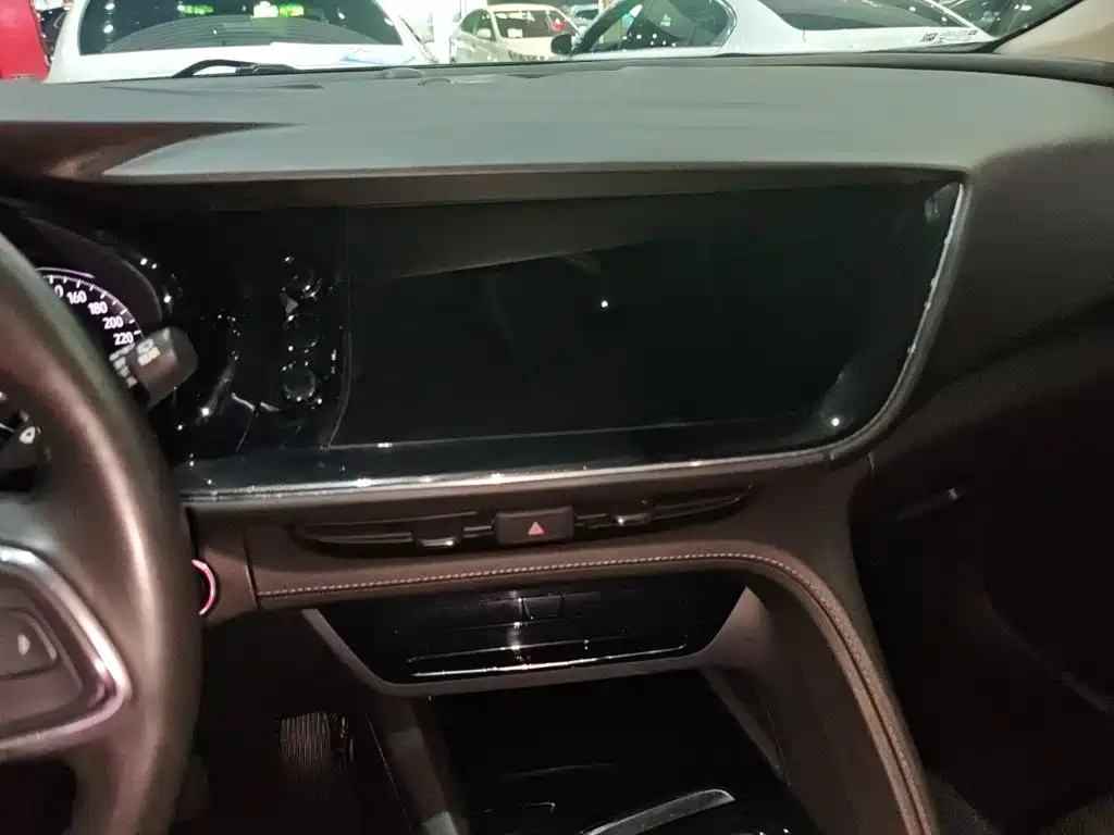 Buick Envision Plus — фотографии объявления, Фото 18