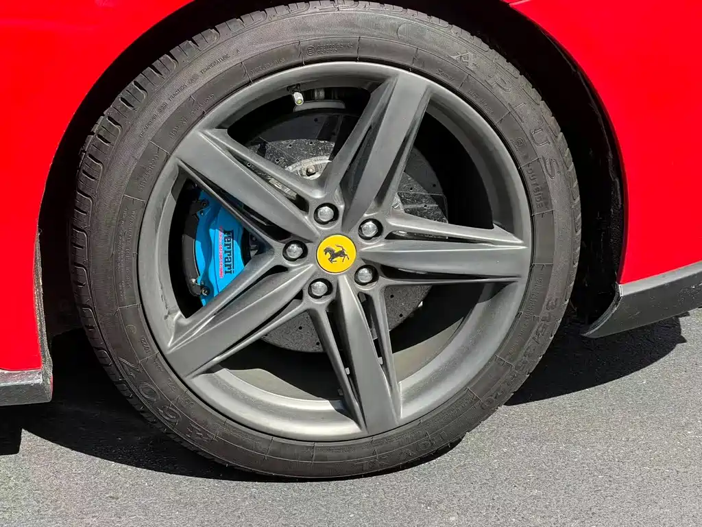 Ferrari F12berlinetta — миниатюра 13