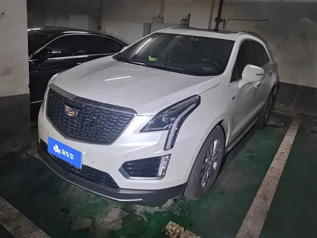 CADILLAC XT5