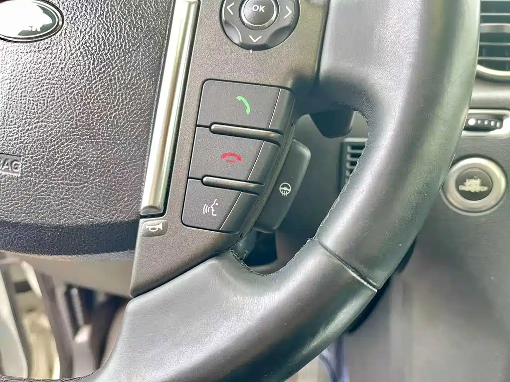 Land Rover Discovery — миниатюра 25