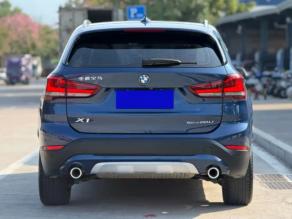 BMW X1 — миниатюра 8