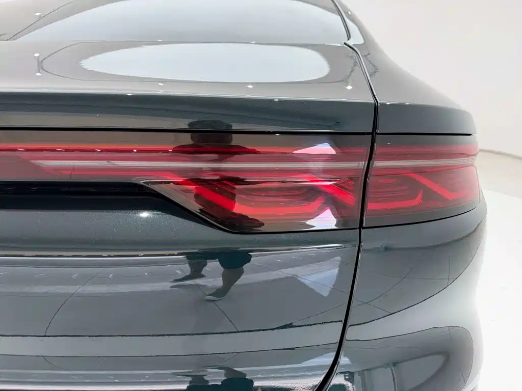 BYD Han — миниатюра 3