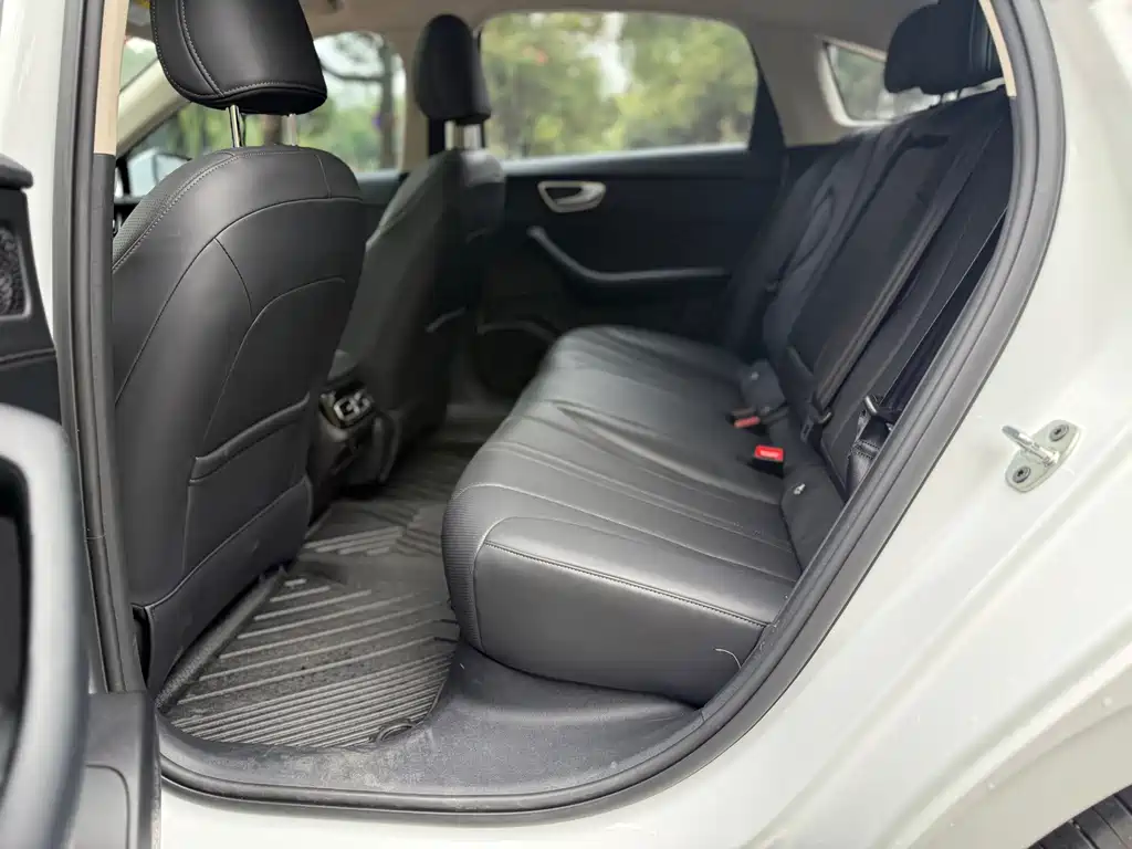Roewe D7 — миниатюра 6
