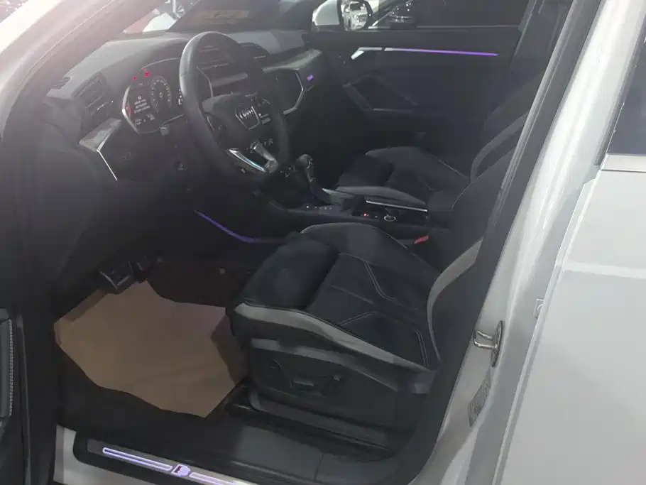 Audi Q3 — миниатюра 9
