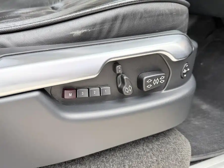 Land Rover Range Rover — миниатюра 24