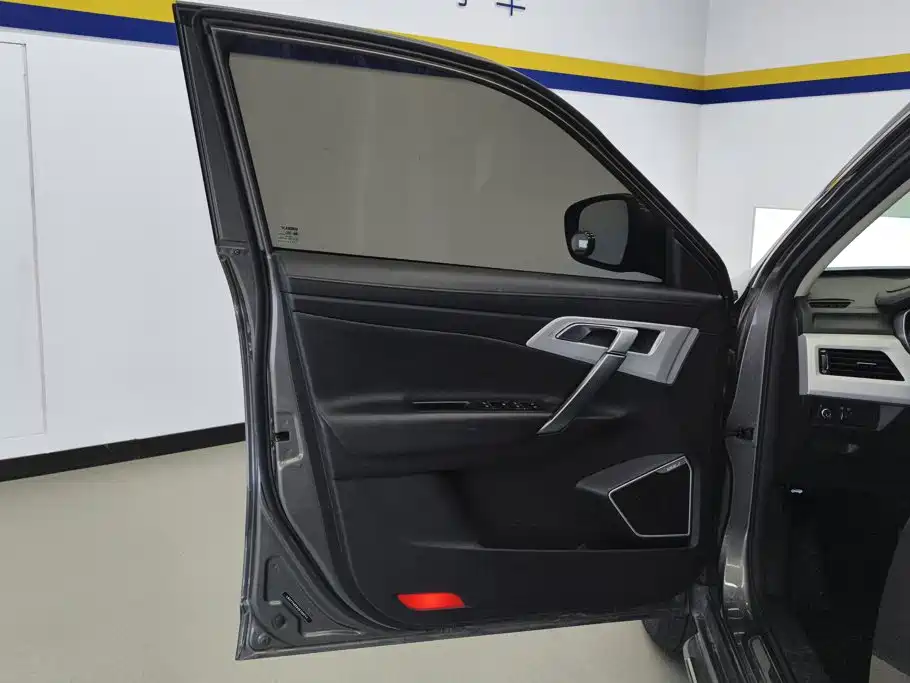Geely Boyue — миниатюра 7