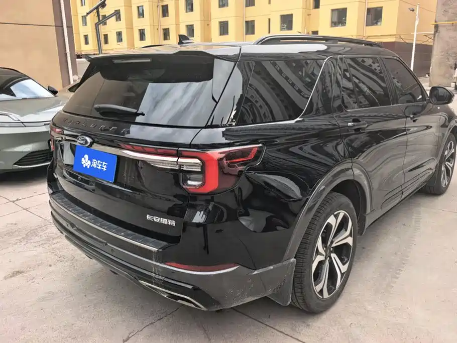 Ford Explorer — миниатюра 3
